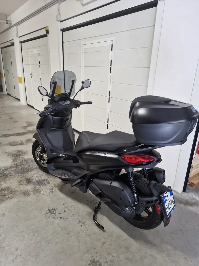 Piaggio Beverly 300 Negru - 2