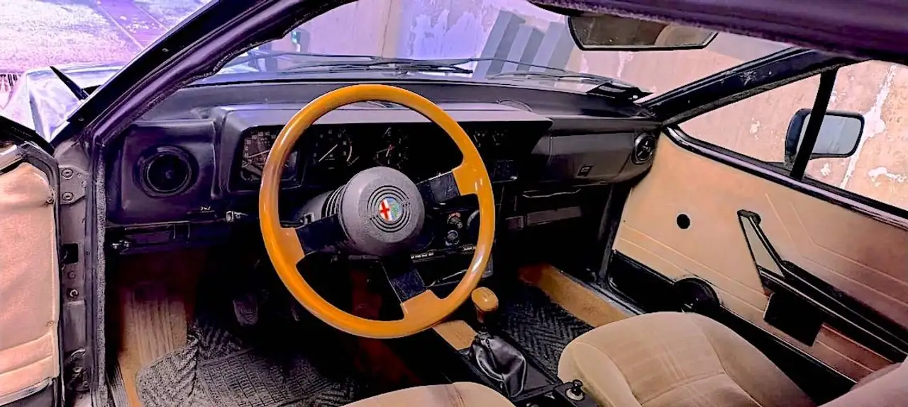 Alfa Romeo GTV6 2.5i, foto 6