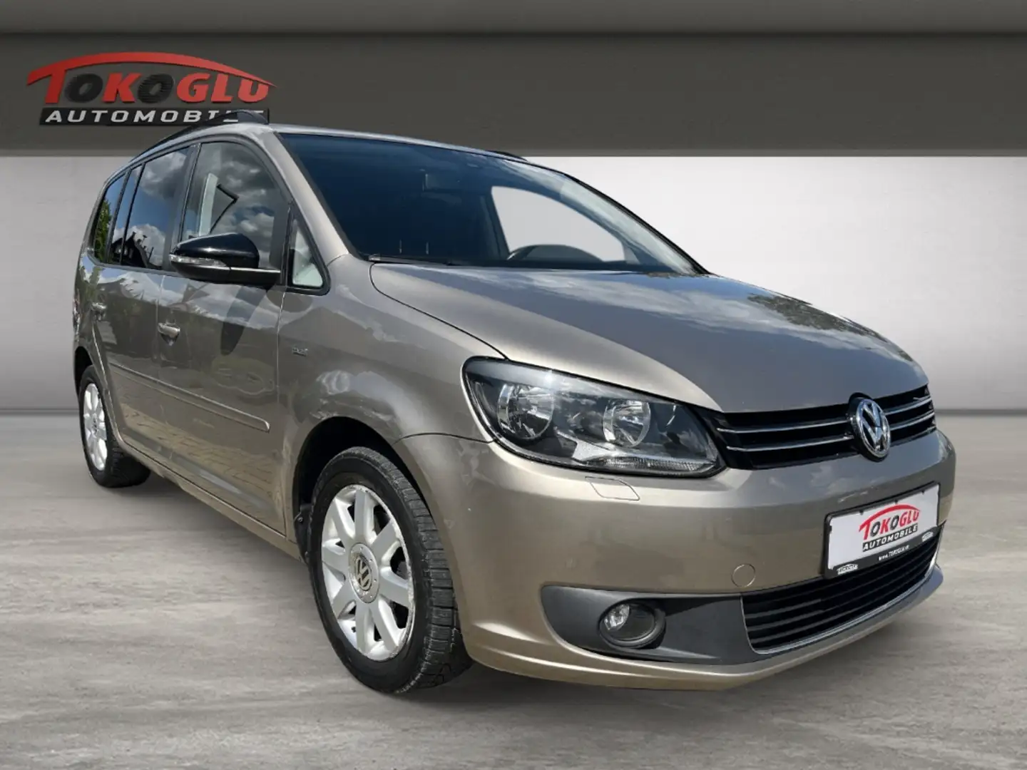 Volkswagen Touran Match BMT 1.6 TDI 7-Sitzer Mehrzonenklima SHZ Temp Bej - 1