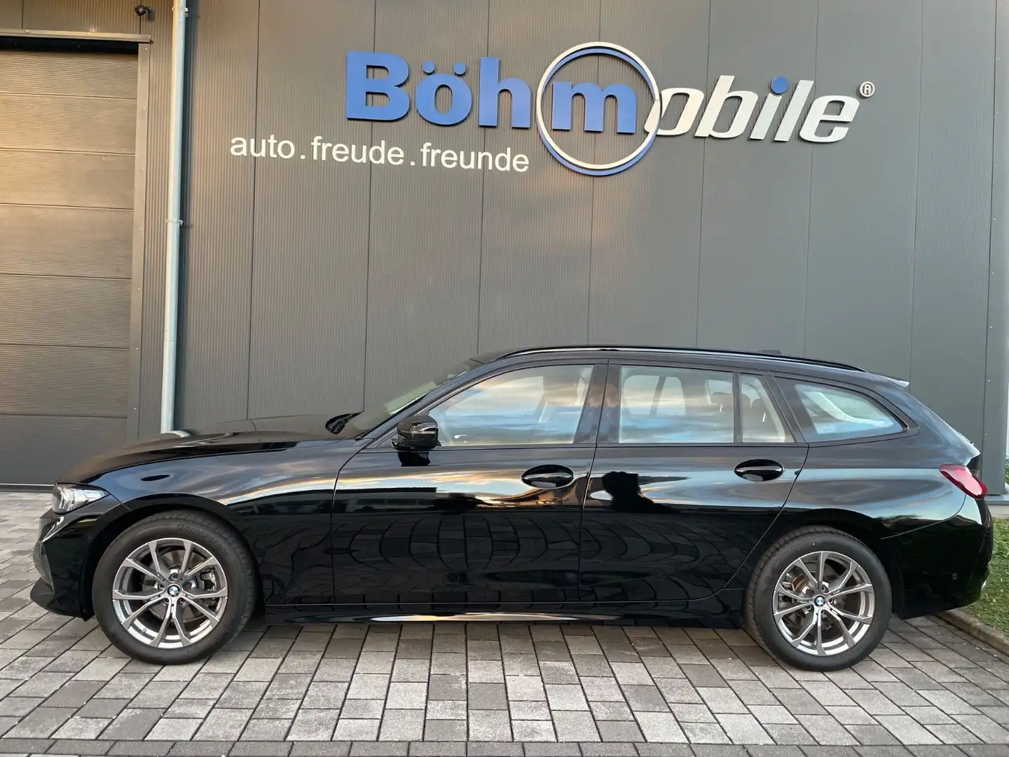 BMW 320 d xDrive Touring/Memory/Driving A. Prof./ Schwarz - 1