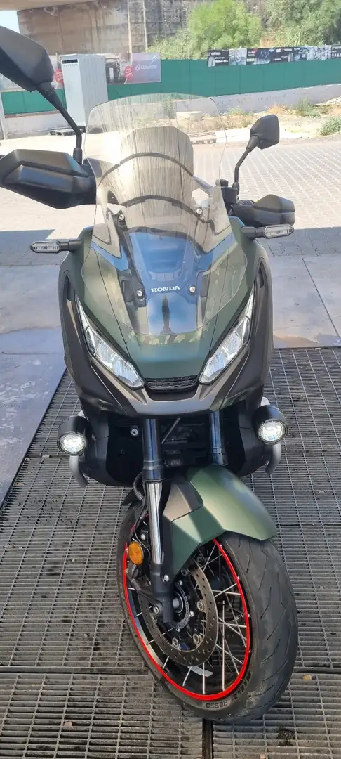 Honda X-ADV Vert - 1