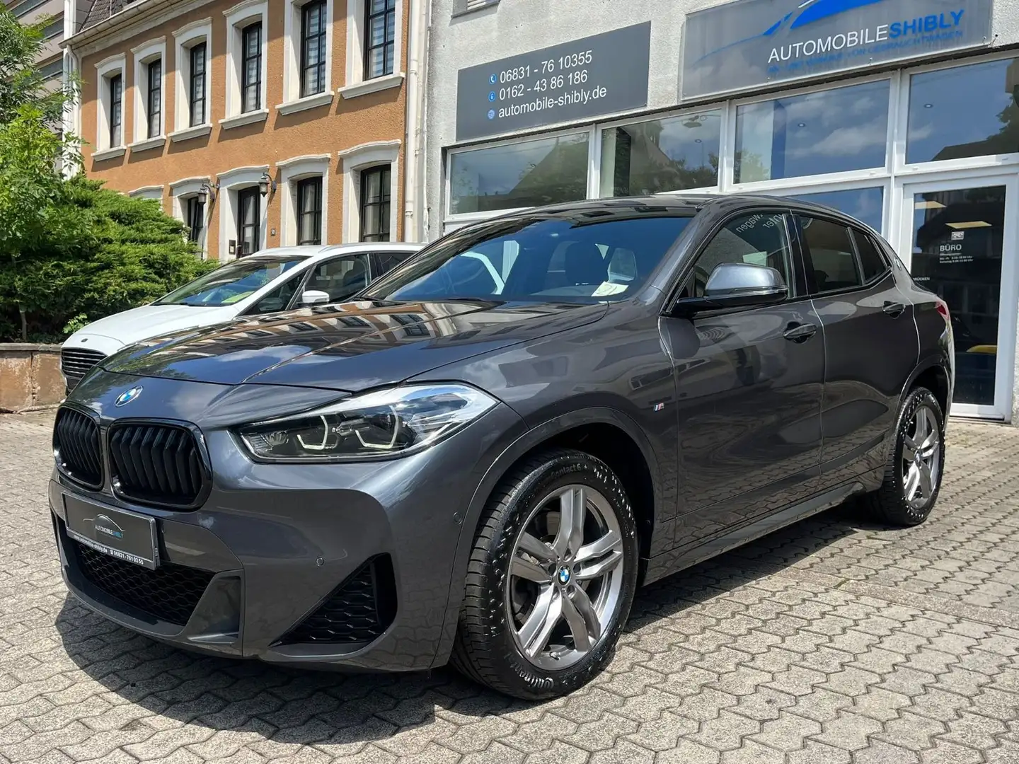 BMW X2 20i M Sport Paket Aut, Leder, Facelift Gris - 1
