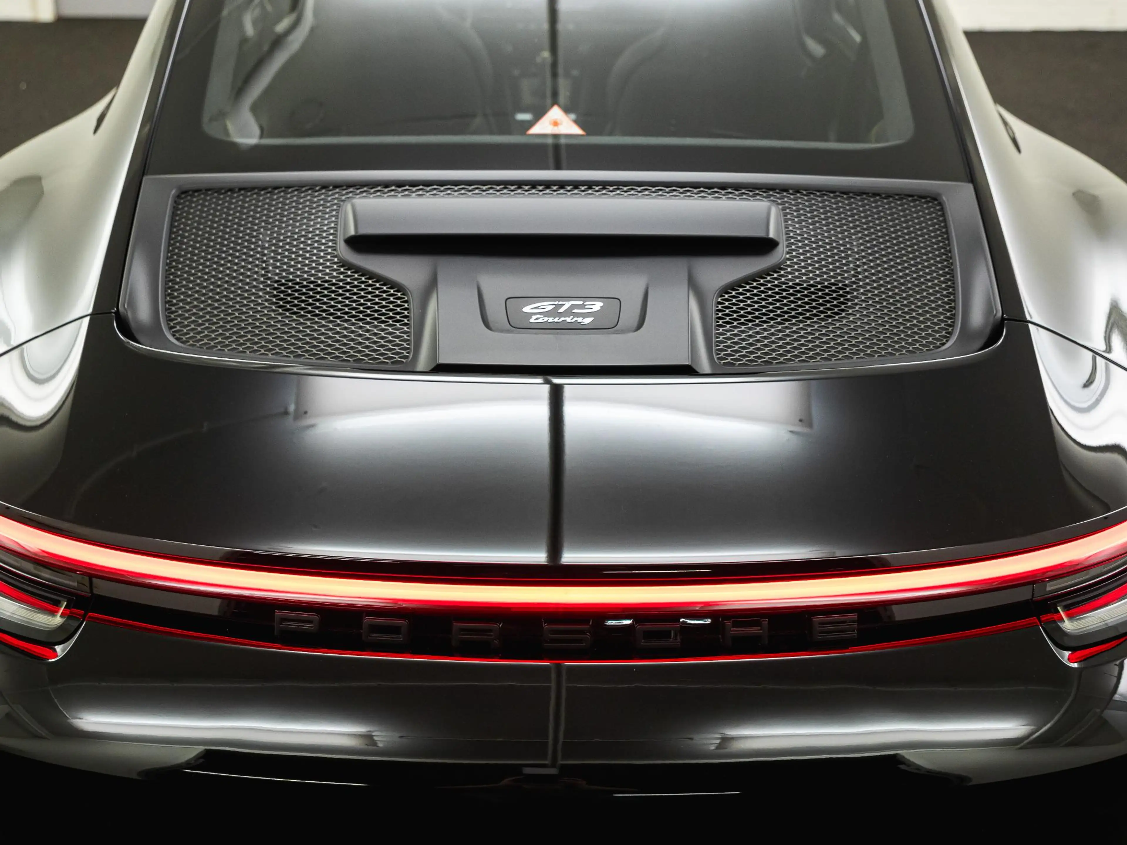 Porsche 992 4.0 GT3 Touring — photo 12