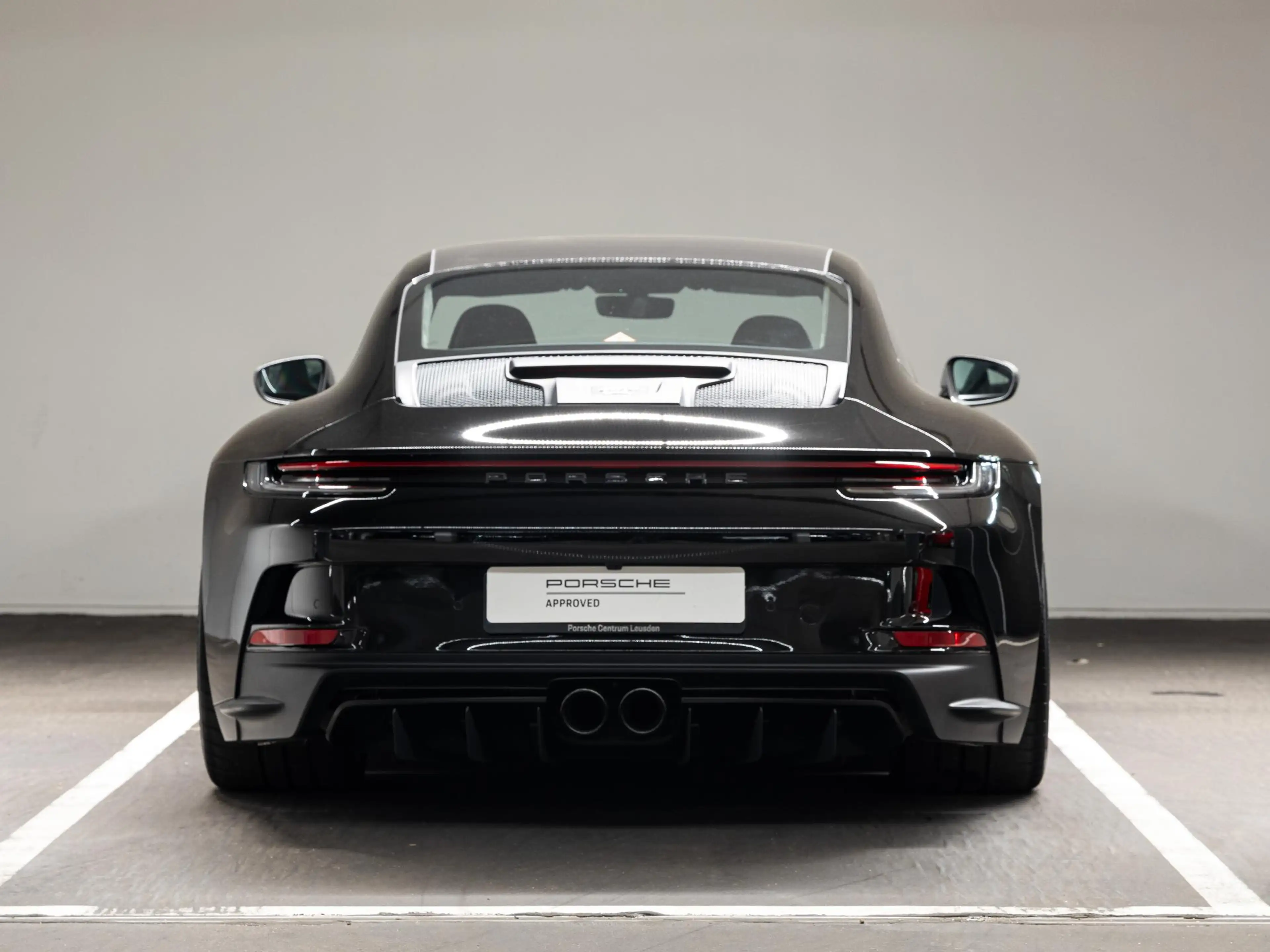 Porsche 992 4.0 GT3 Touring — photo 8