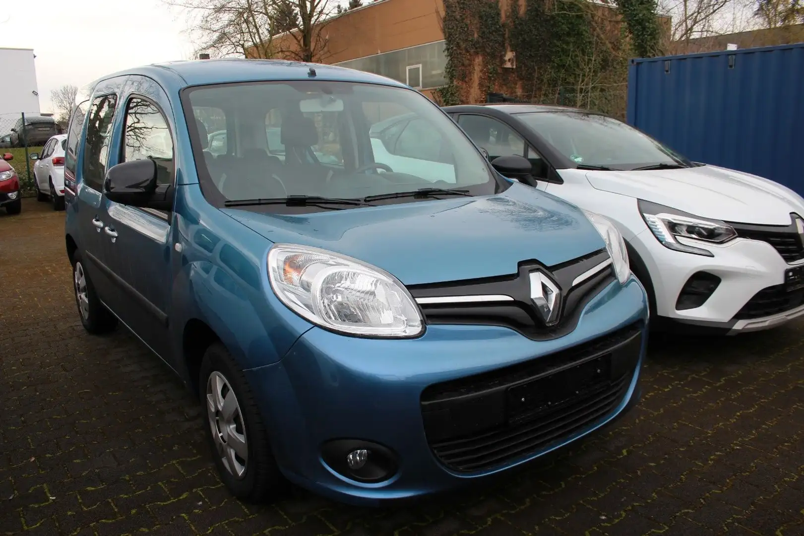 Renault Kangoo Happy Family TCe 115 Bleu - 2
