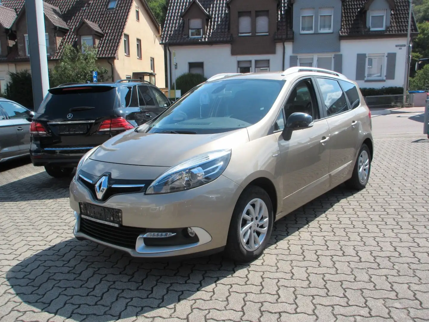 Renault Grand Scenic III 1.5 dCi 7 Sitz 1.Hand Maro - 1