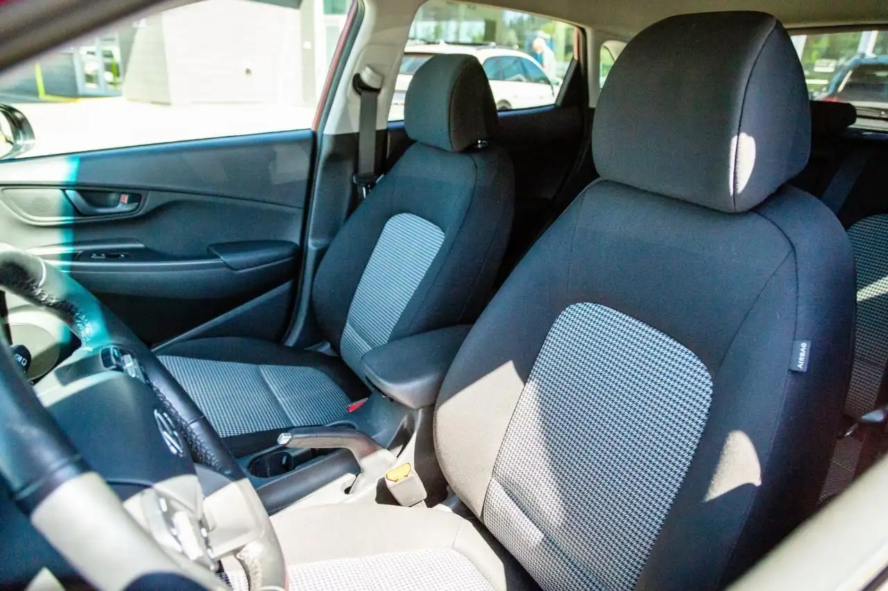 Hyundai KONA снимка Hyundai KONA