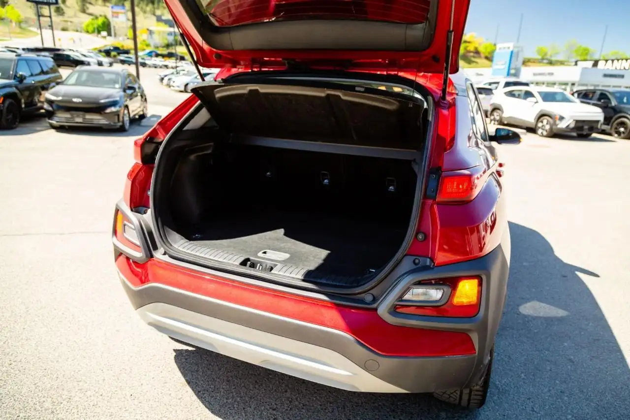 Hyundai KONA снимка Hyundai KONA
