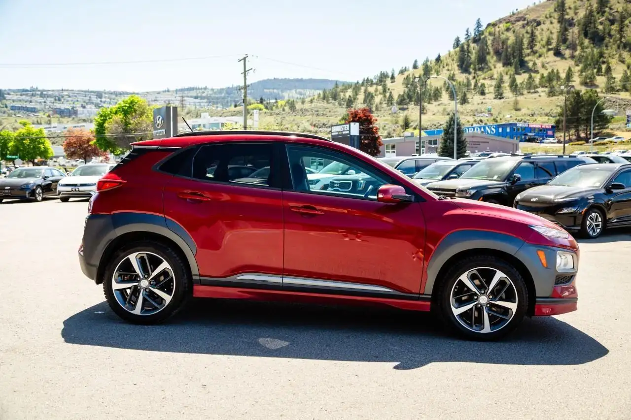 Hyundai KONA снимка Hyundai KONA