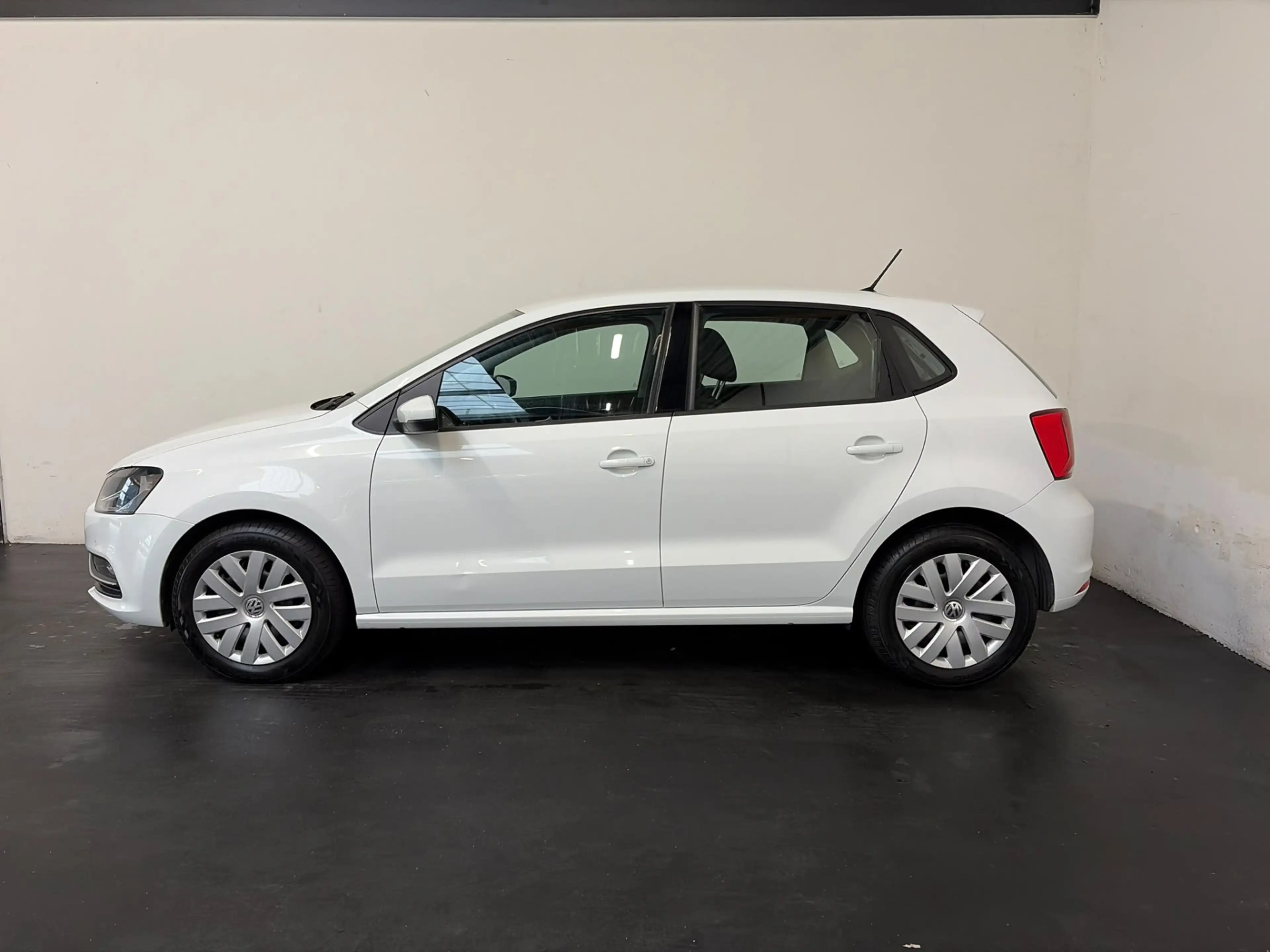 Volkswagen Polo 1.2 TSI Comfortline Airco. Cruise. Trekhaak. Bleut — photo 22
