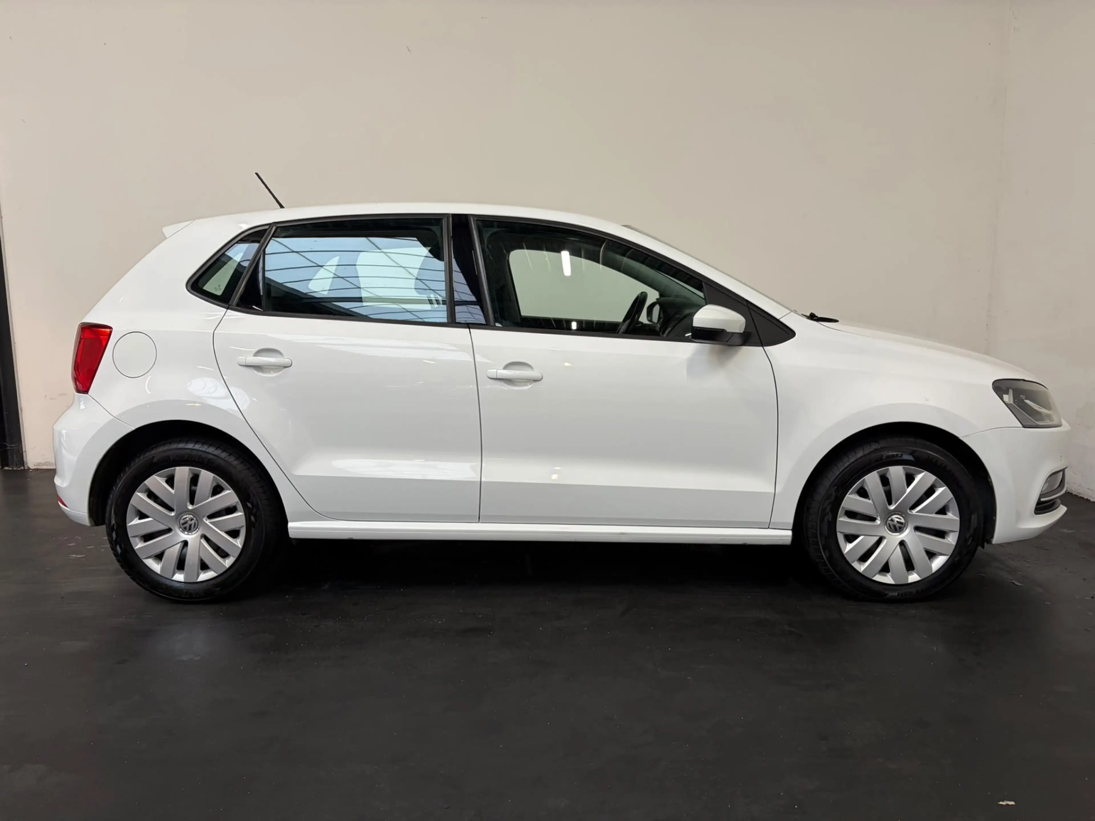 Volkswagen Polo 1.2 TSI Comfortline Airco. Cruise. Trekhaak. Bleut — photo 21