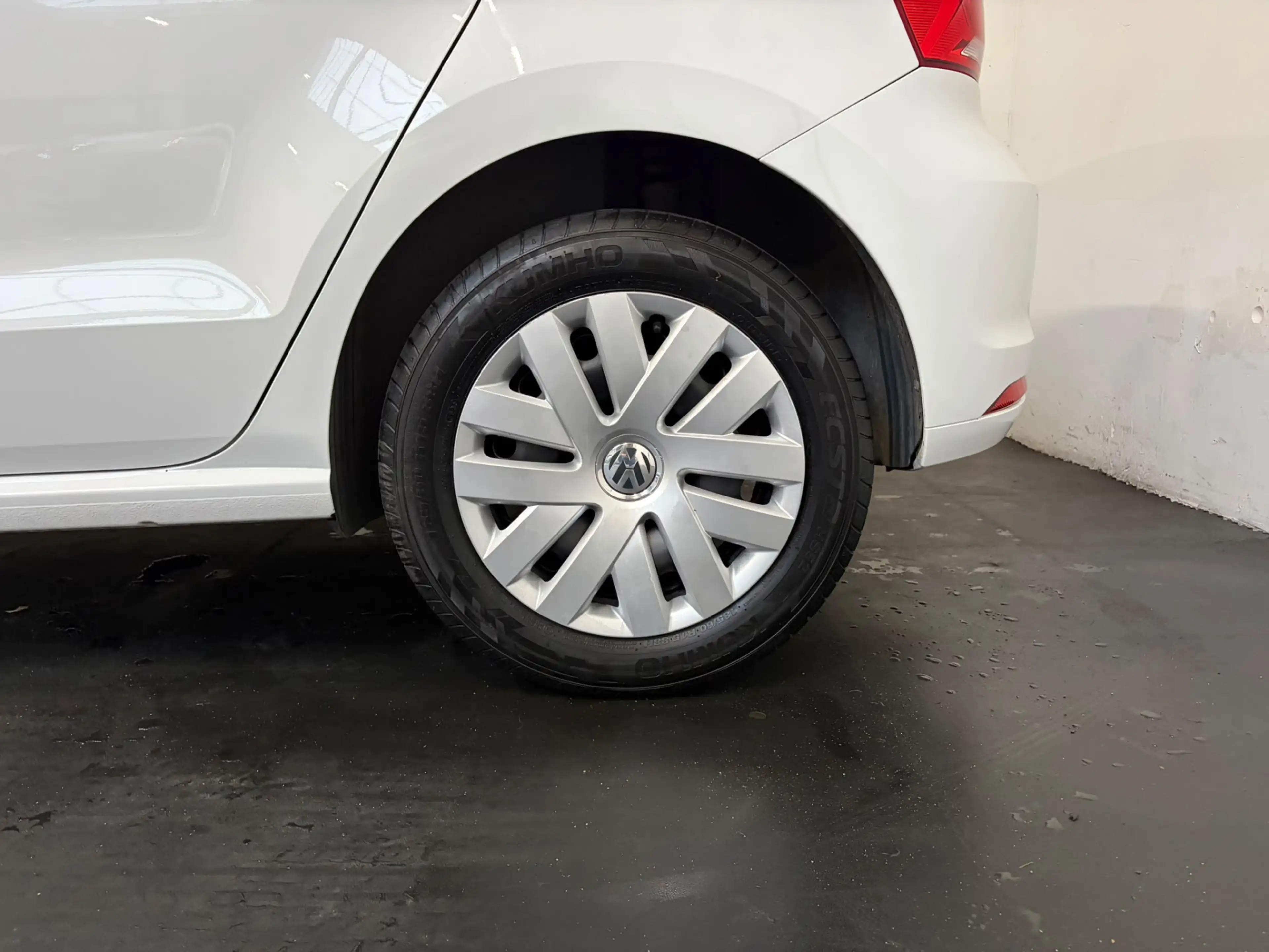 Volkswagen Polo 1.2 TSI Comfortline Airco. Cruise. Trekhaak. Bleut — photo 23