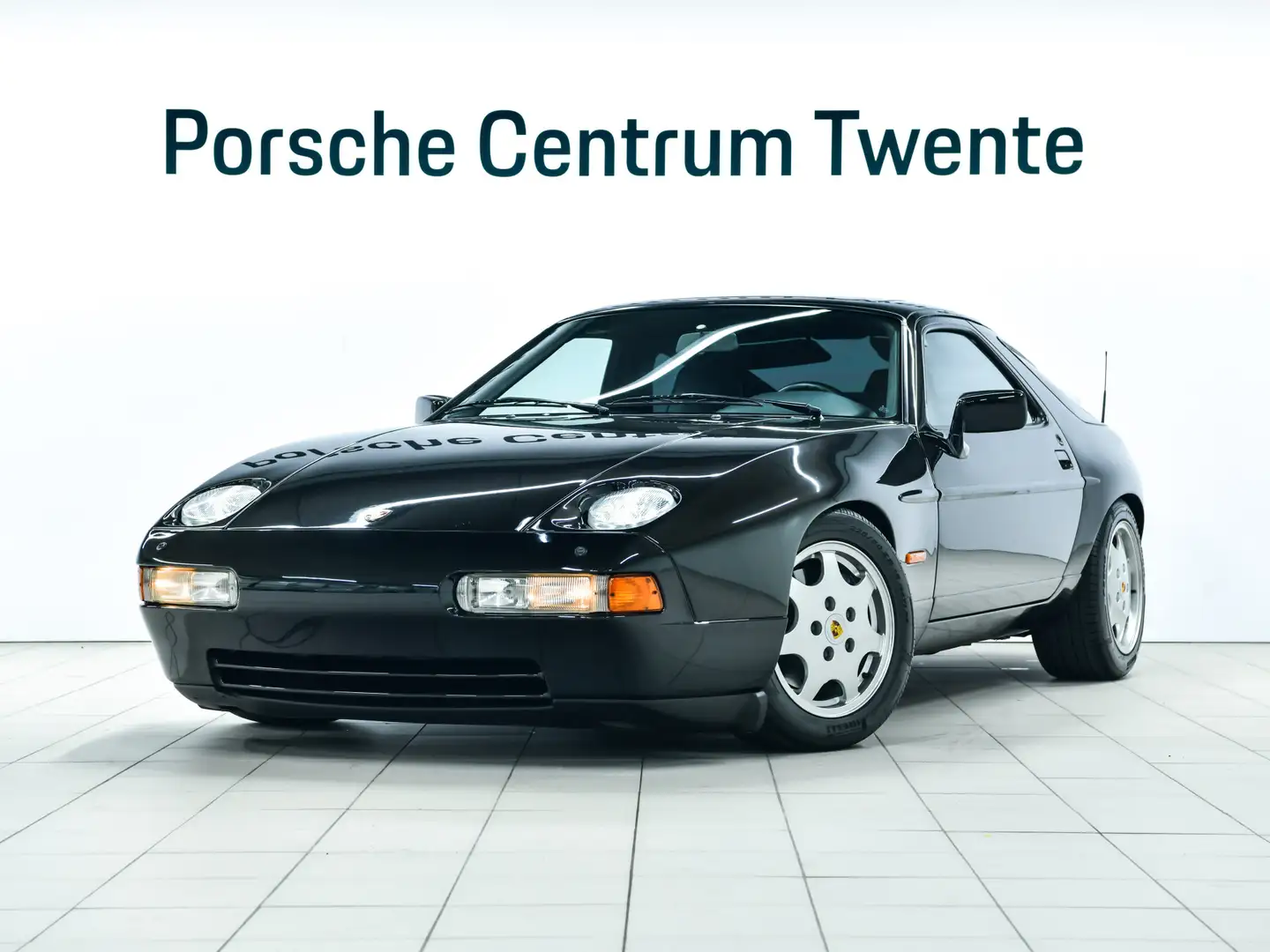 Porsche 928 S4 Zwart - 1