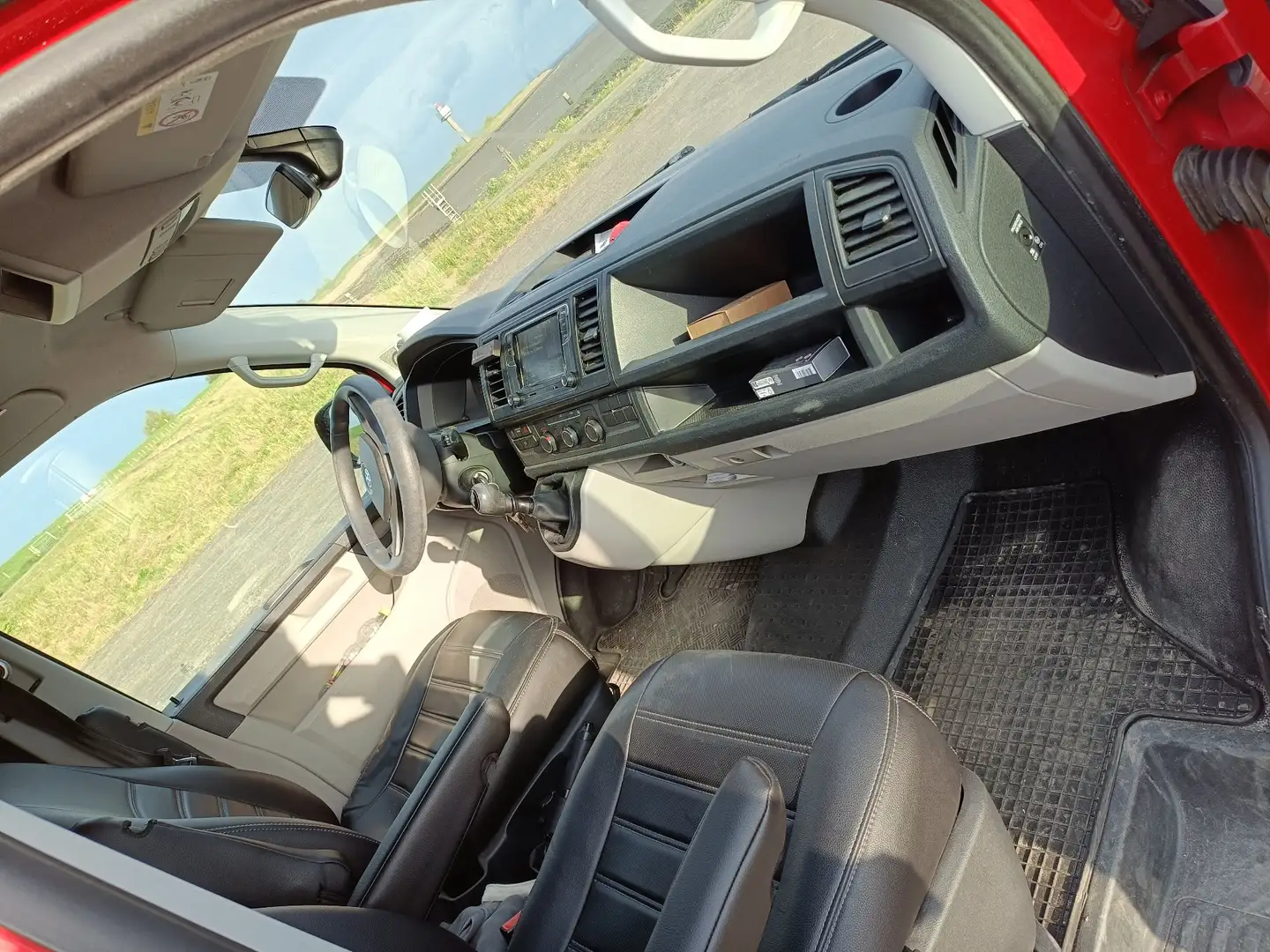 Volkswagen Transporter 2.0 TDI L1H1 Comf. Roşu - 2