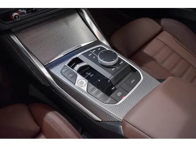 BMW 4 Series view 14