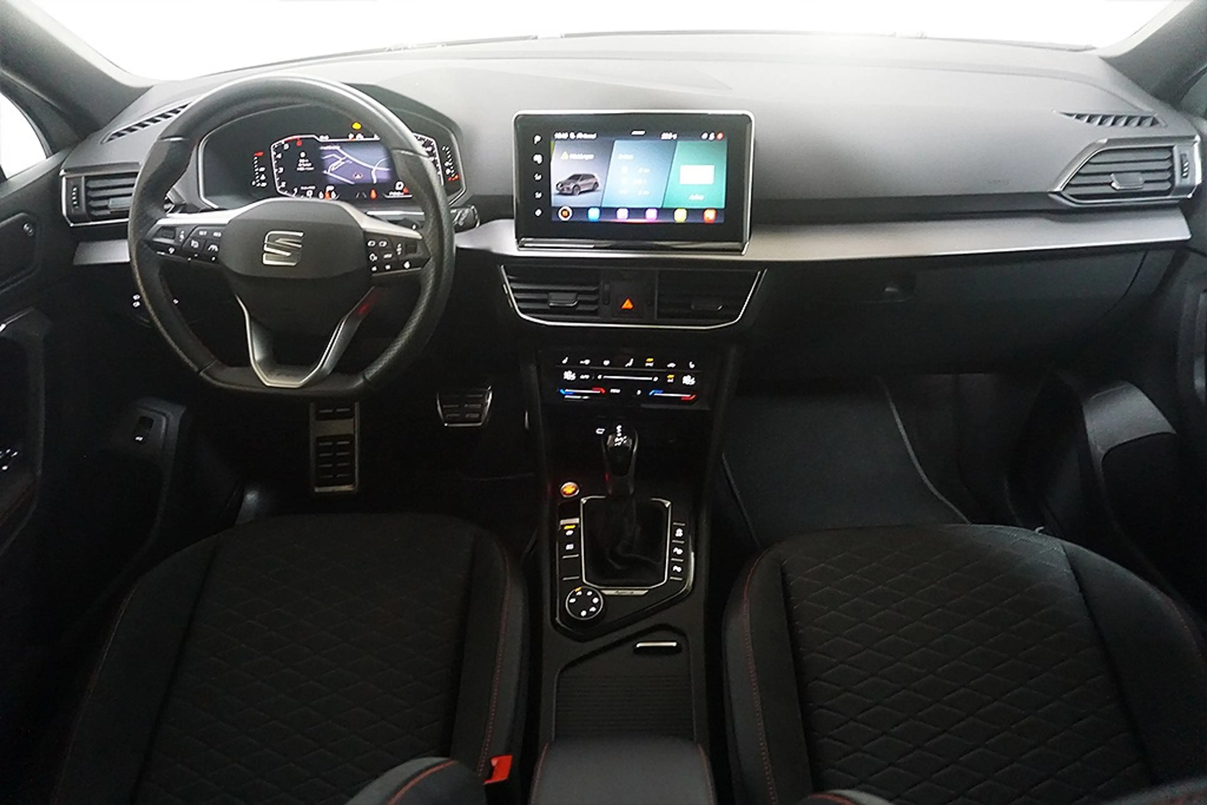 SEAT Tarraco 2.0TDI DSG FR 4Drive AHK Sthz ACC DCC — photo 10