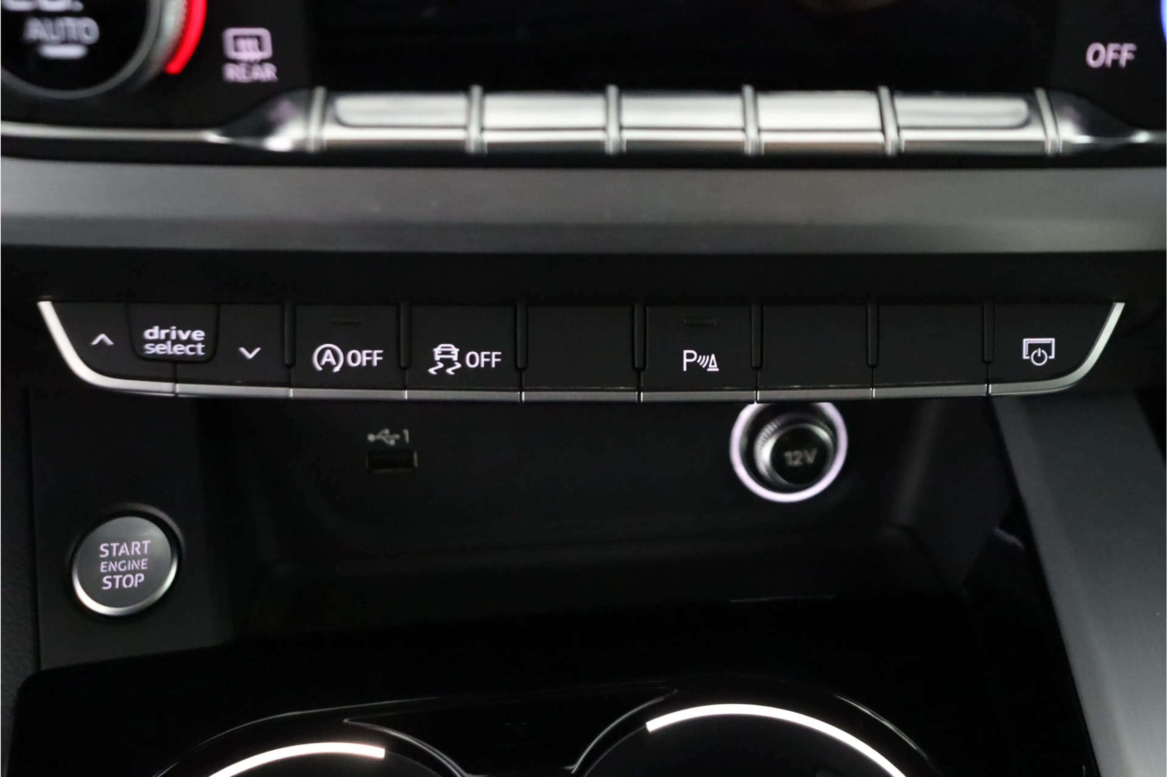 Audi A4 Avant 35 TFSI S-LINE Launch Edition Sport, Orig.NL — photo 45