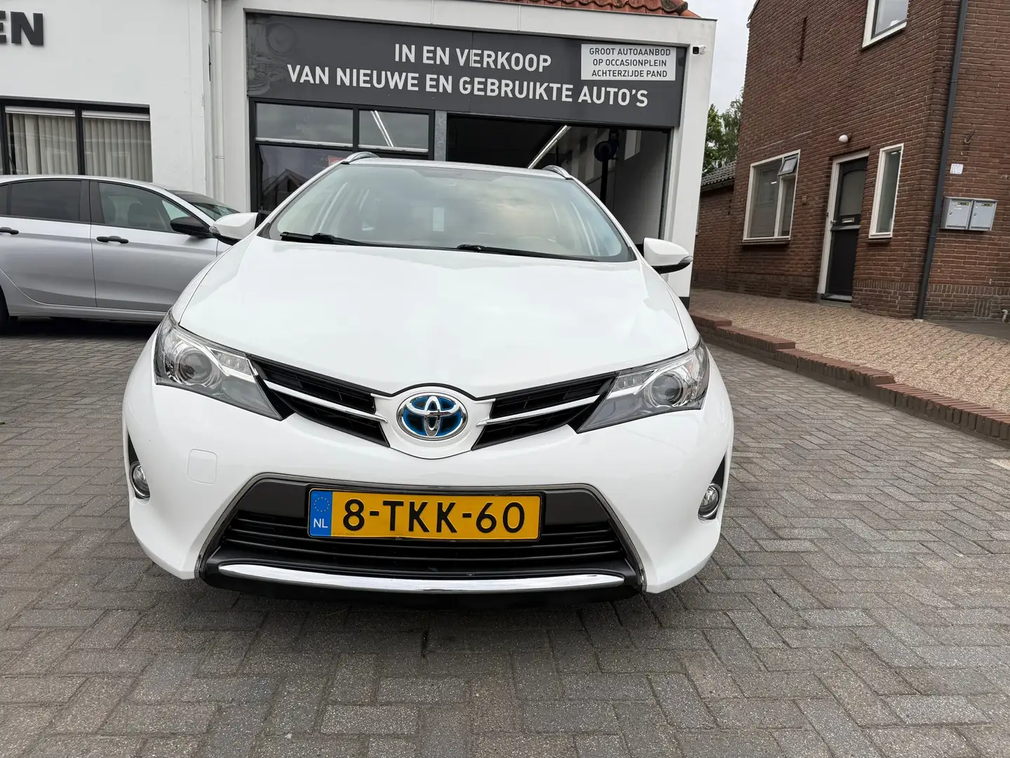 Toyota Auris Touring Sports 1.8 Hybrid Aspiration, Achteruitrij Biały - 2