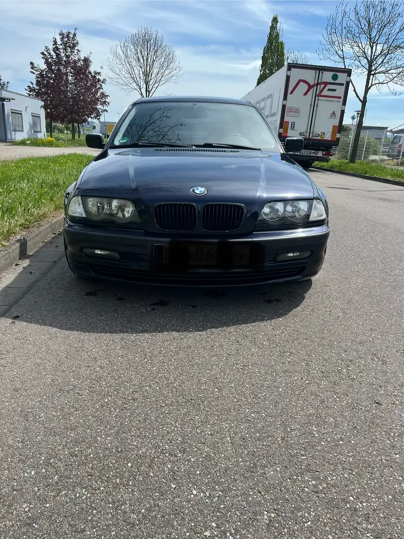 BMW 323 Sportfahrwerk Automatik - 1