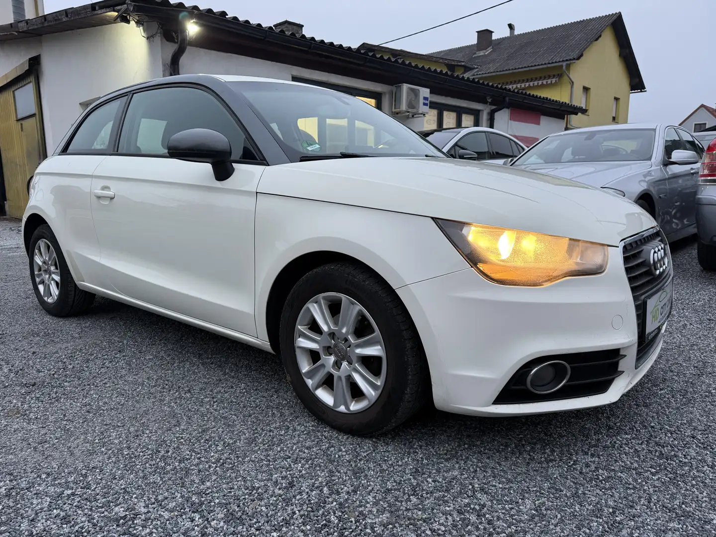 Audi A1 1,6 TDI Ambition - 1