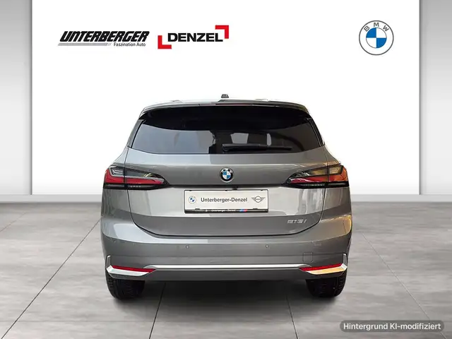 BMW 2 Series view 5