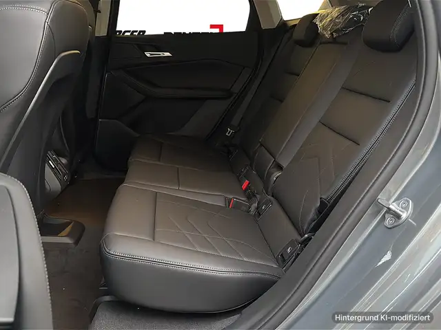 BMW 2 Series view 11