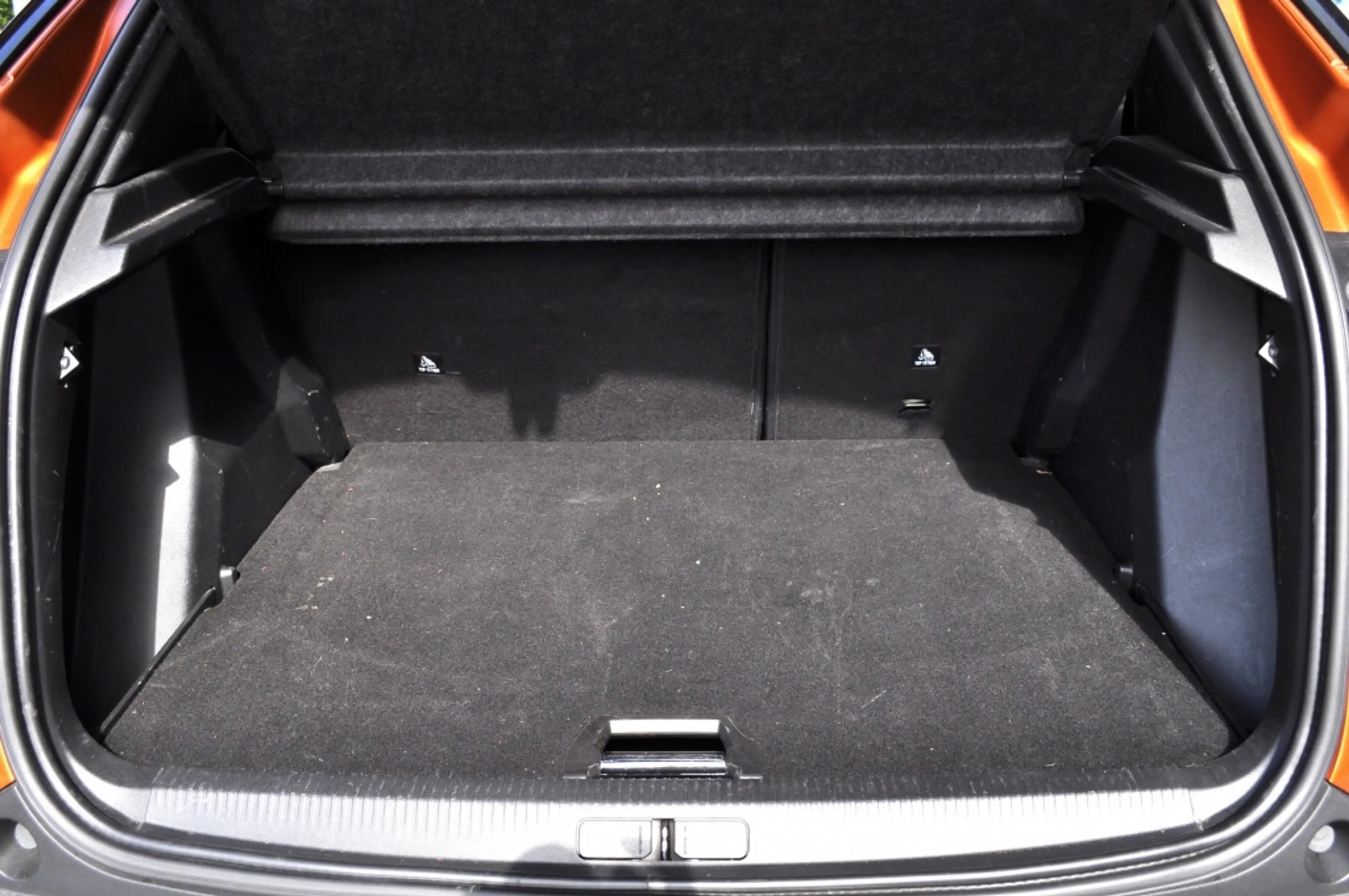 Peugeot 2008 1.2 GT Pck Aut schd leer elekstoel mass focal — photo 7