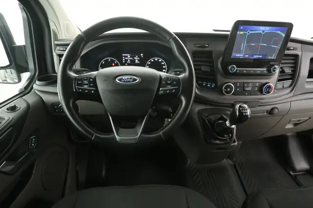 Ford Transit Custom view 2