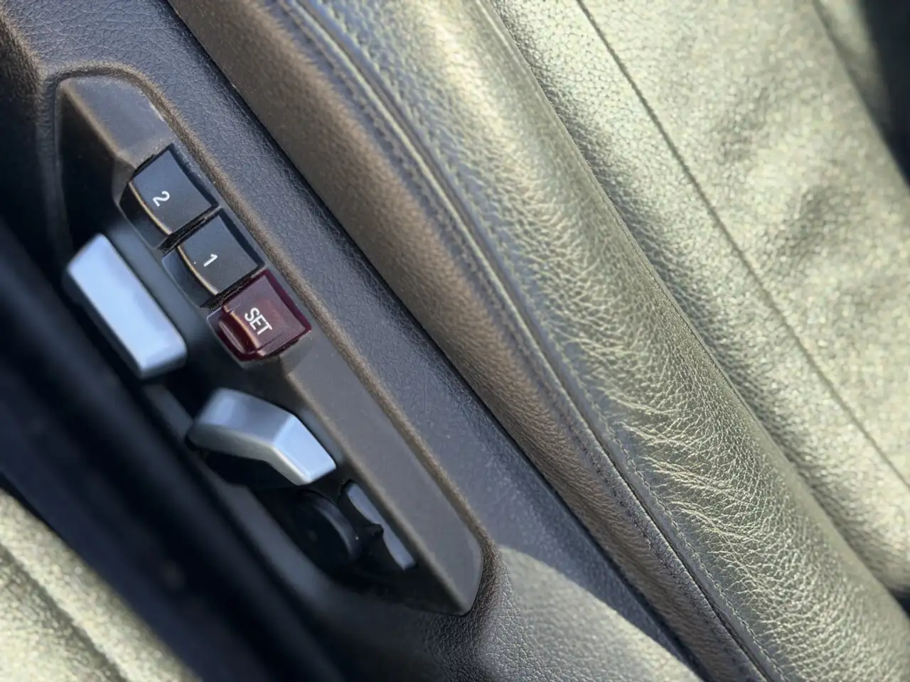 BMW 4 Series снимка BMW 4 Series