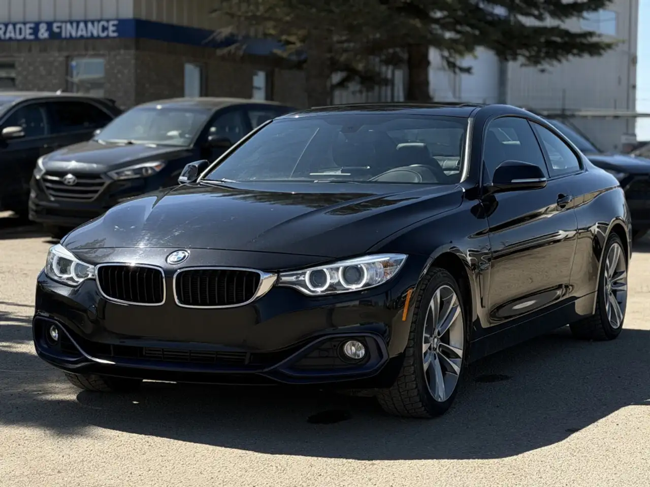 BMW 4 Series снимка BMW 4 Series