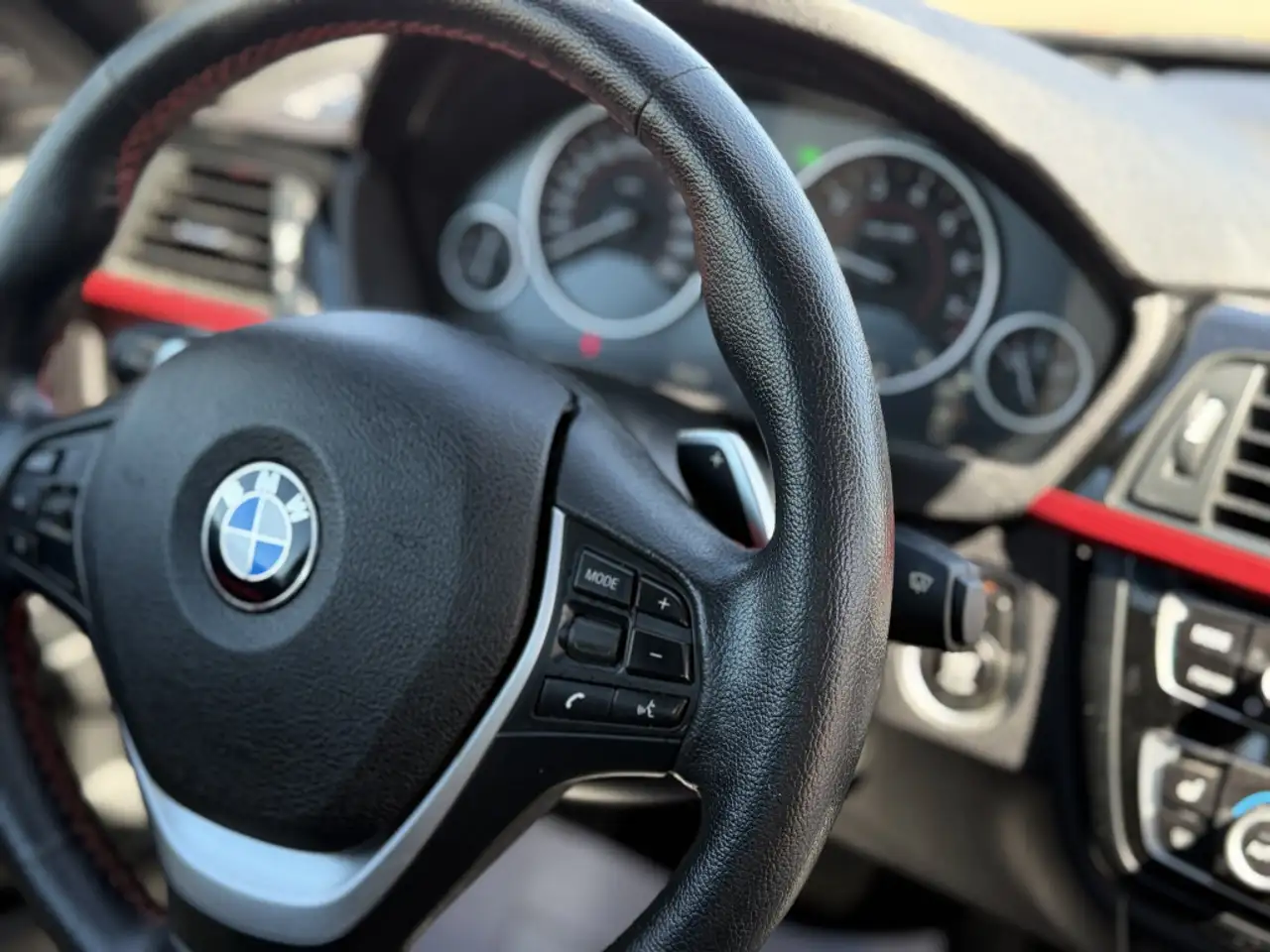 BMW 4 Series снимка BMW 4 Series
