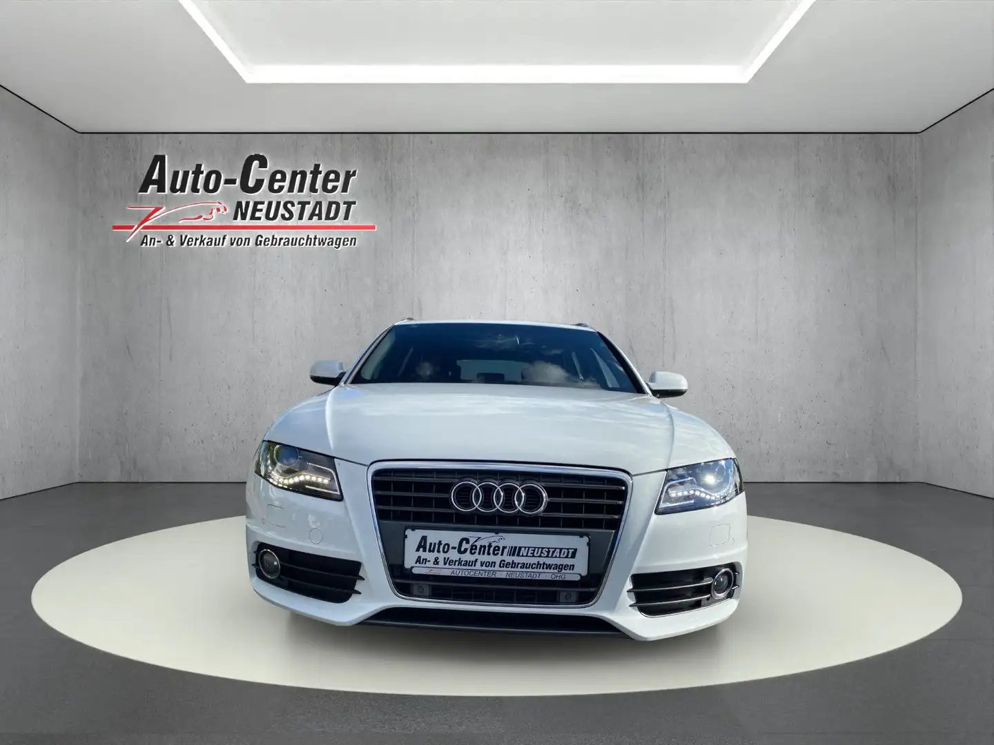 Audi A4 Avant S line Sportpaket / plus Weiß - 2