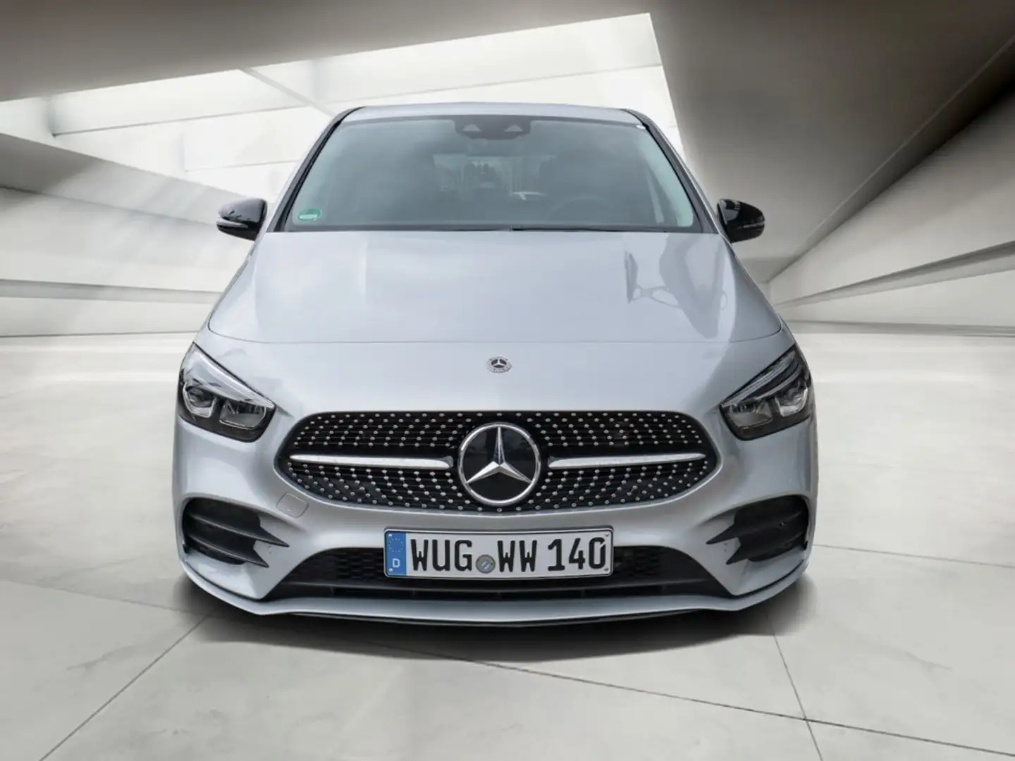 Mercedes-Benz B 180 AMG-Line 19"+LED+MBUX+Night+PTS+el. Heckk. Argintiu - 2