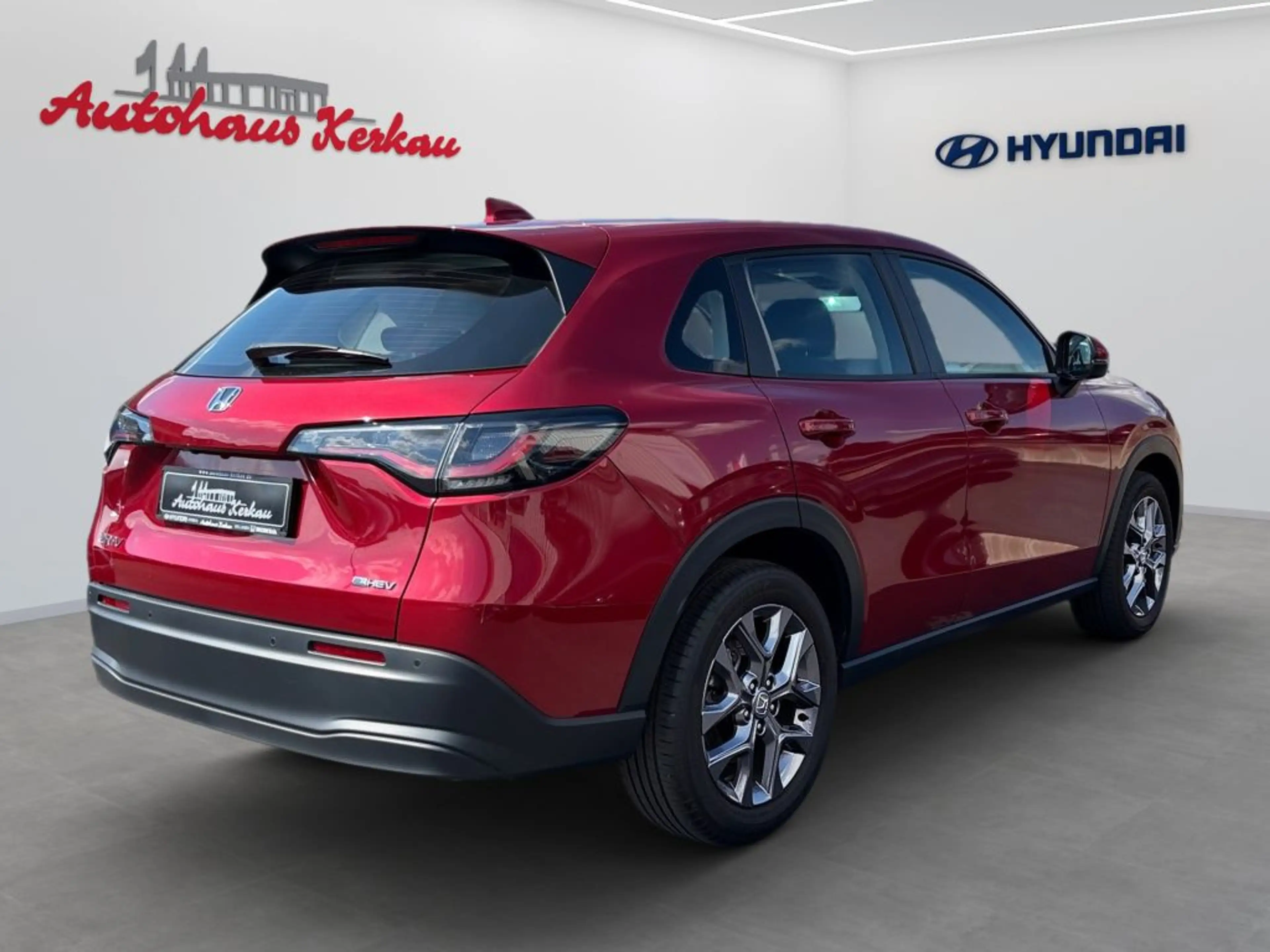 Honda ZR-V e:HEV 2.0 i-MMD Hybrid Elegance — photo 3