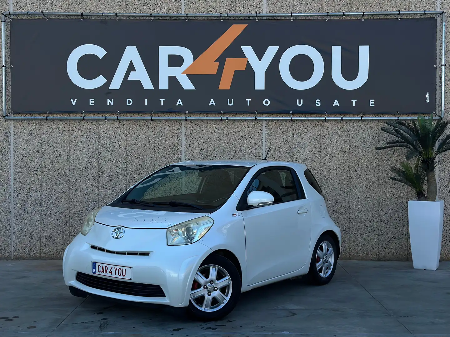 Toyota iQ iQ 1.0 Bianco - 1