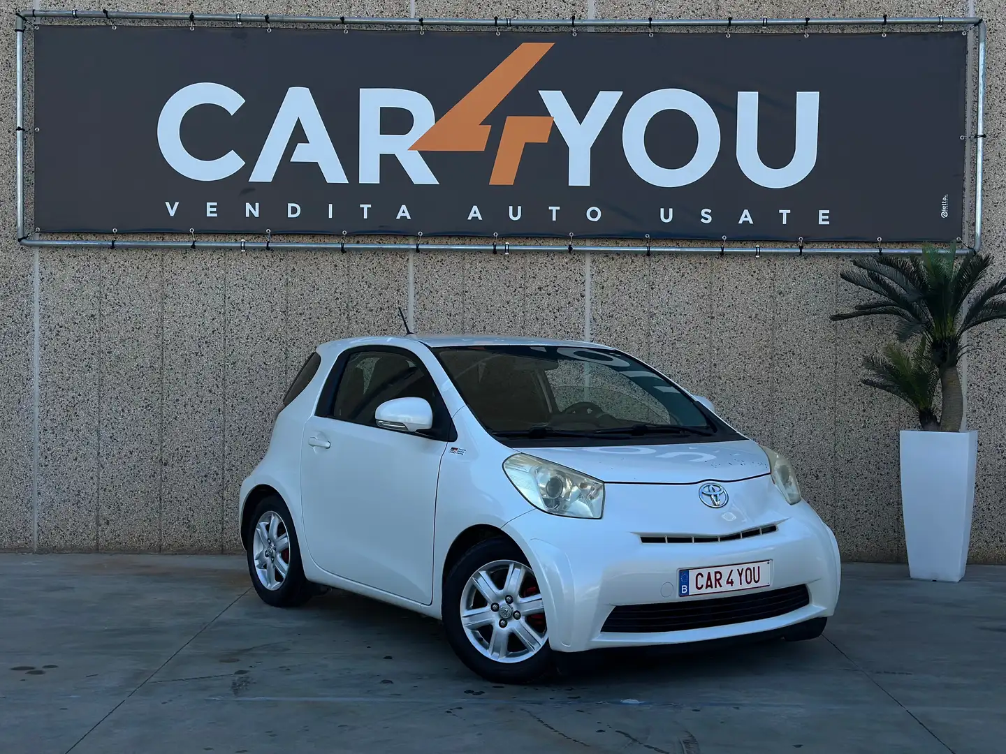 Toyota iQ iQ 1.0 Bianco - 2