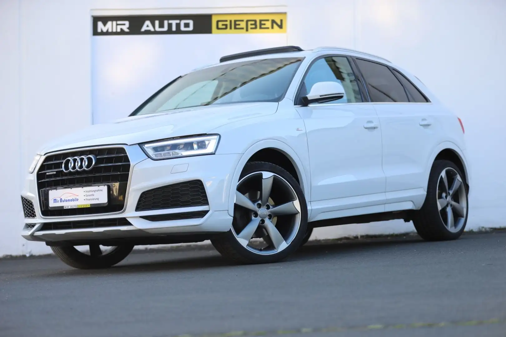 Audi Q3 2.0 TDI S Tronic quattro S Line Panorama Weiß - 1