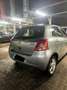 Toyota Yaris 1.3 vvti Gris - thumbnail 11