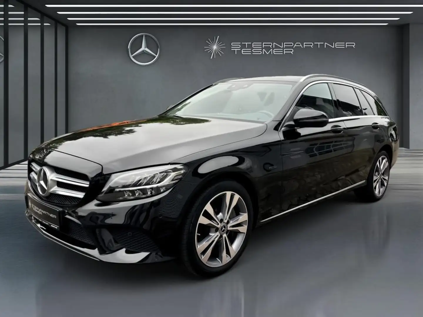 Mercedes-Benz C 300 de T-Modell Avantgarde+PTS+Kam+AHK+Distron Zwart - 2