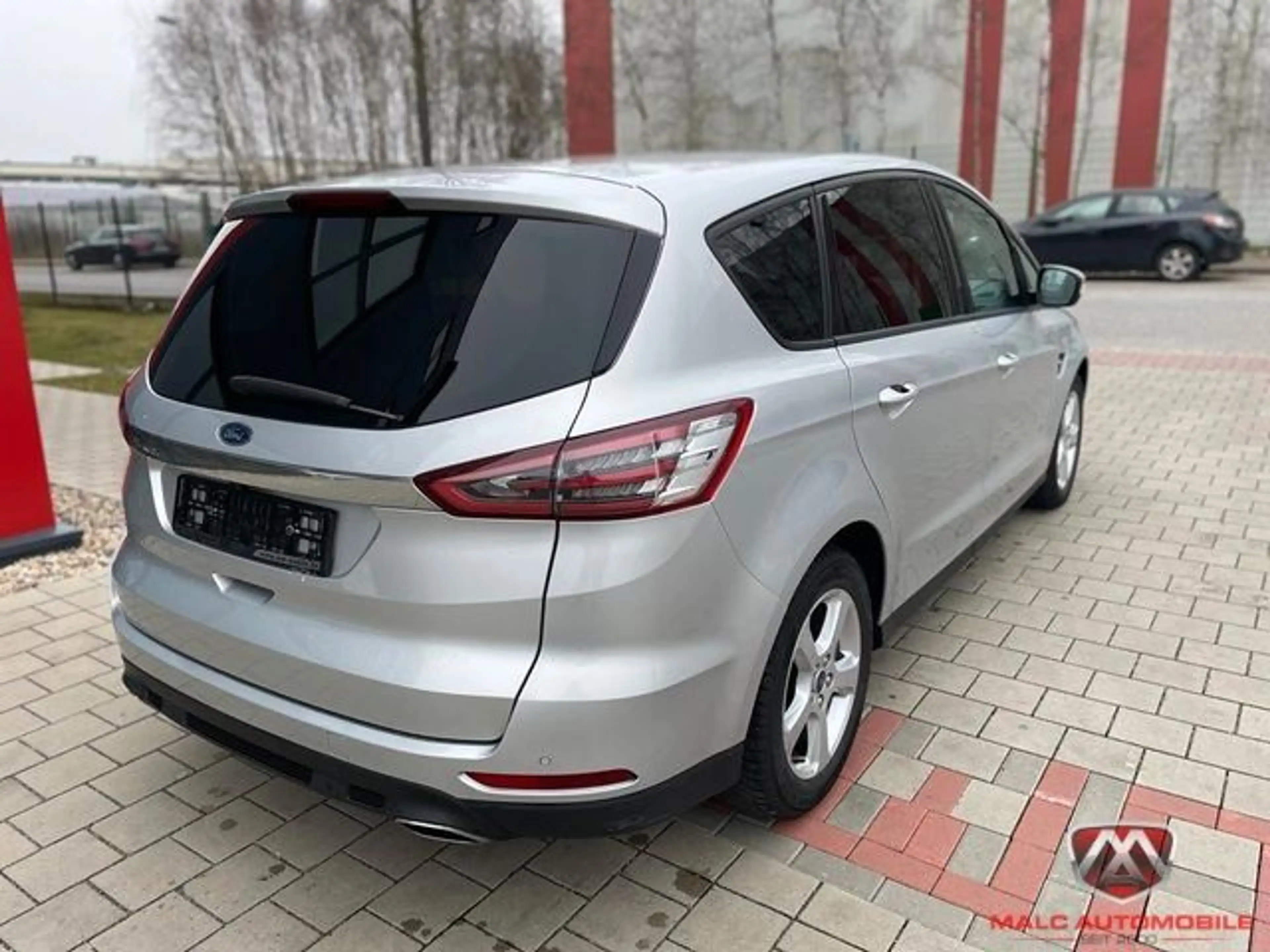 Ford S-Max Business TÜV INSP. Neu 7 Sitzer — photo 8