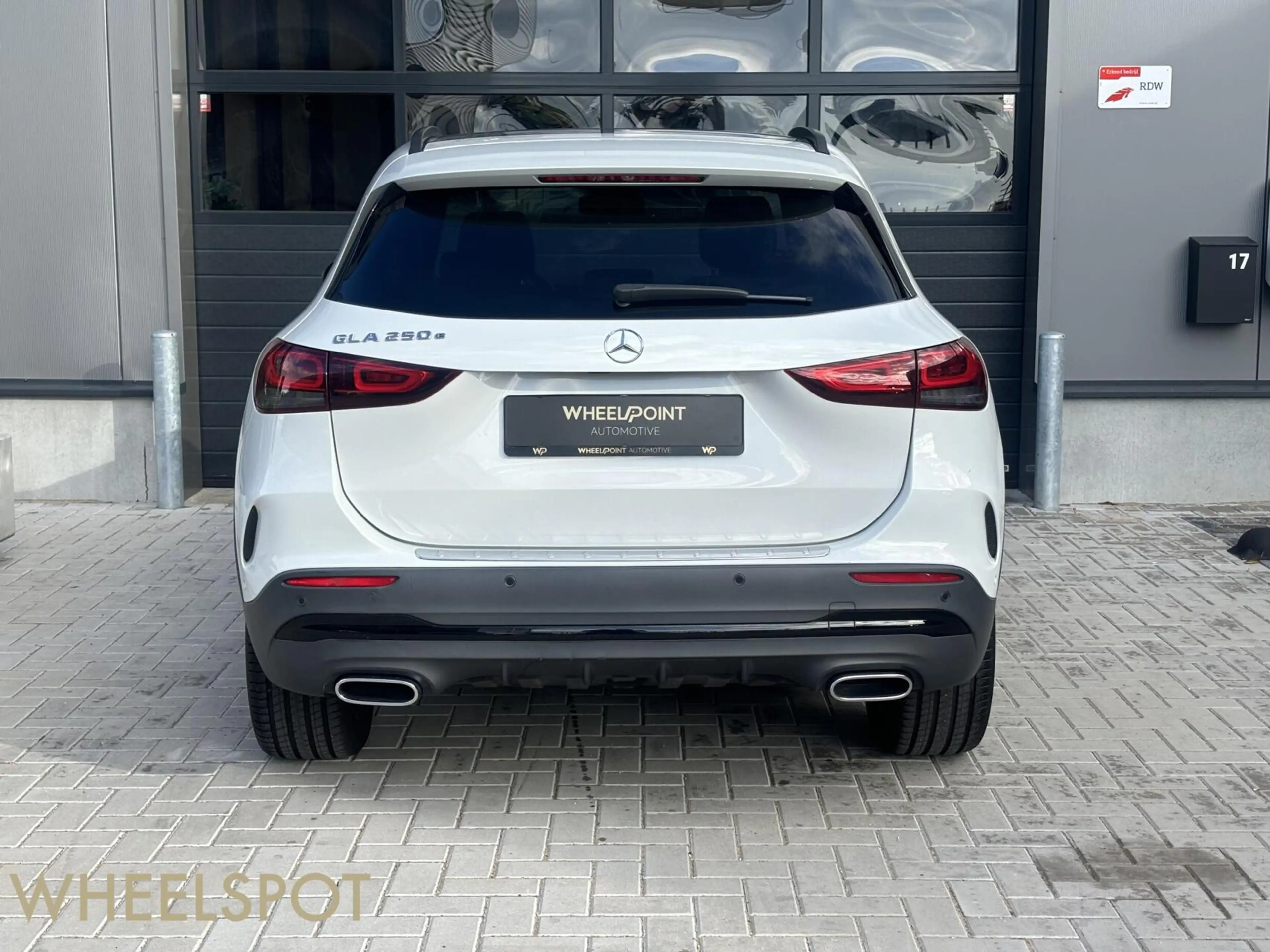 Mercedes-Benz GLA 250 e AMG Line|PANO|Sfeer|Stoelv|Carplay — photo 7