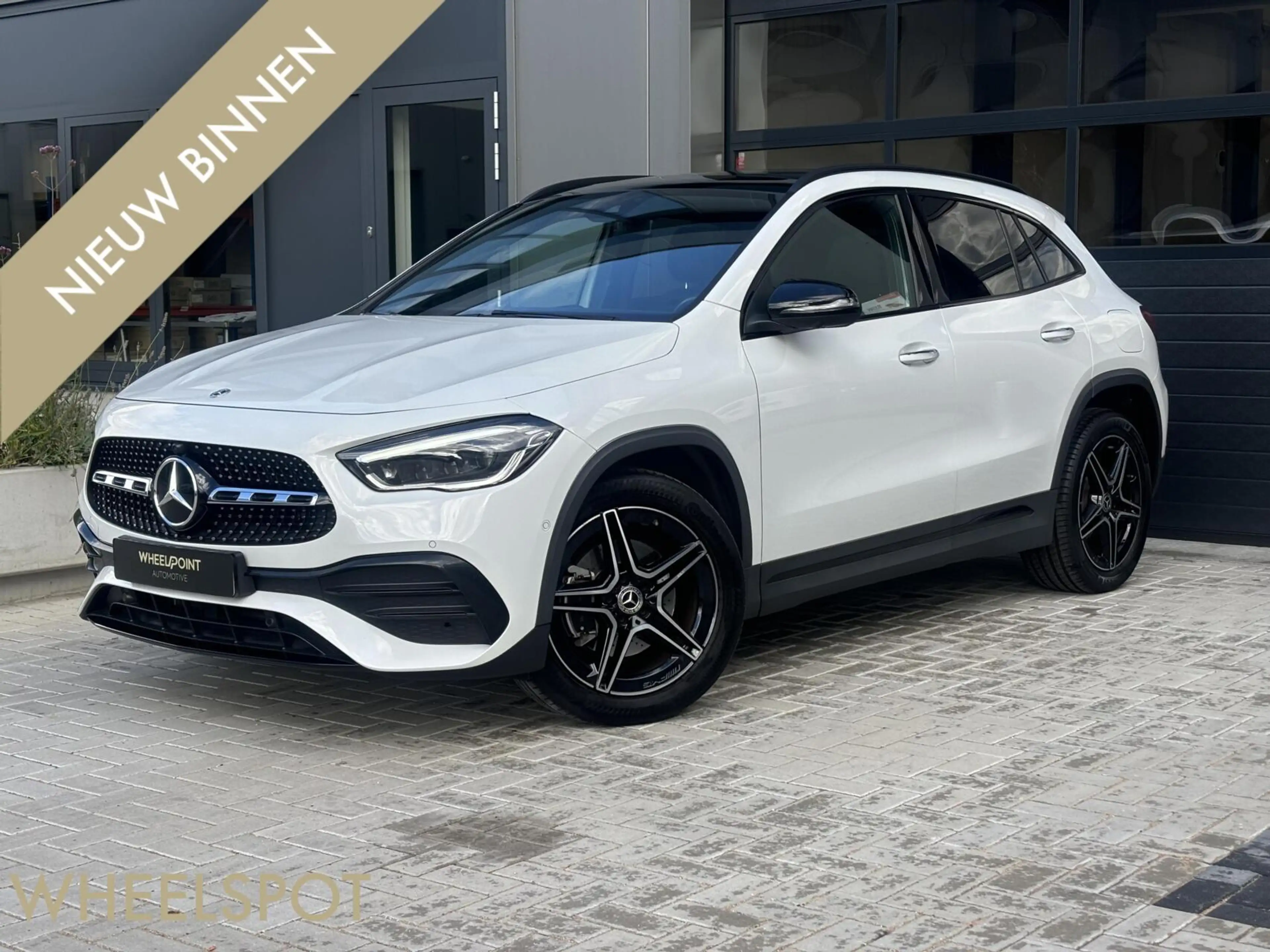 Mercedes-Benz GLA 250 e AMG Line|PANO|Sfeer|Stoelv|Carplay