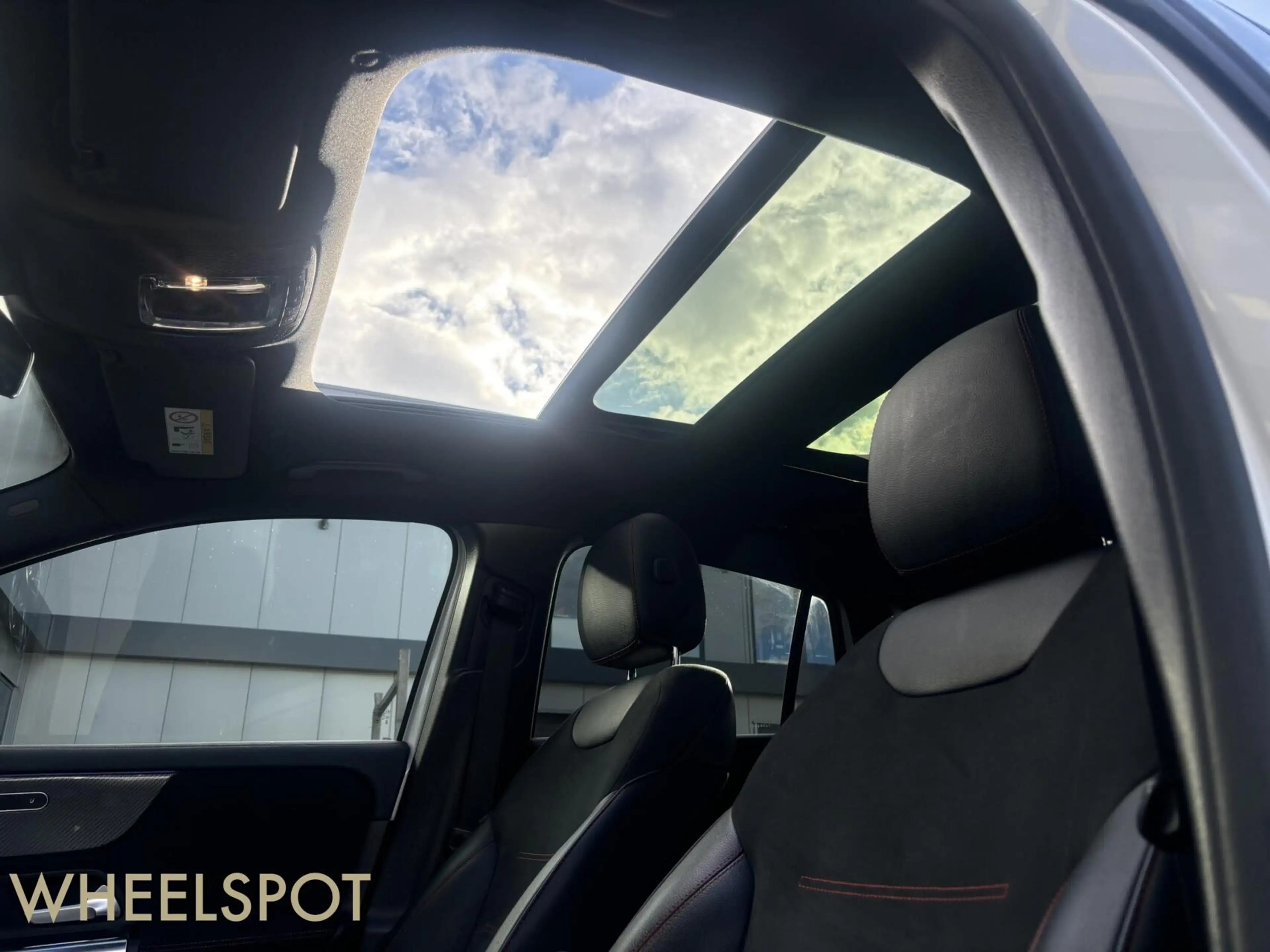 Mercedes-Benz GLA 250 e AMG Line|PANO|Sfeer|Stoelv|Carplay — photo 3