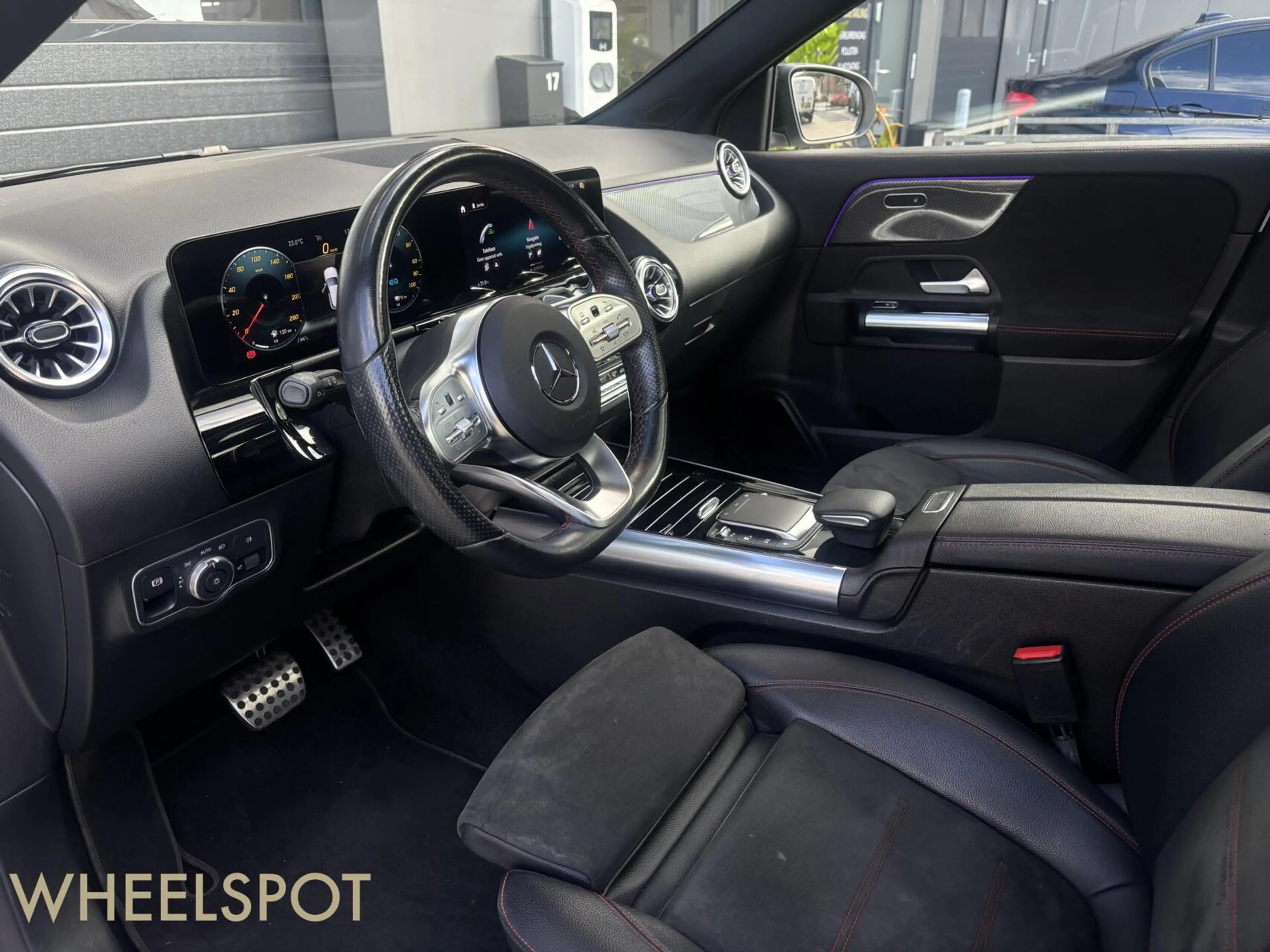 Mercedes-Benz GLA 250 e AMG Line|PANO|Sfeer|Stoelv|Carplay — photo 10