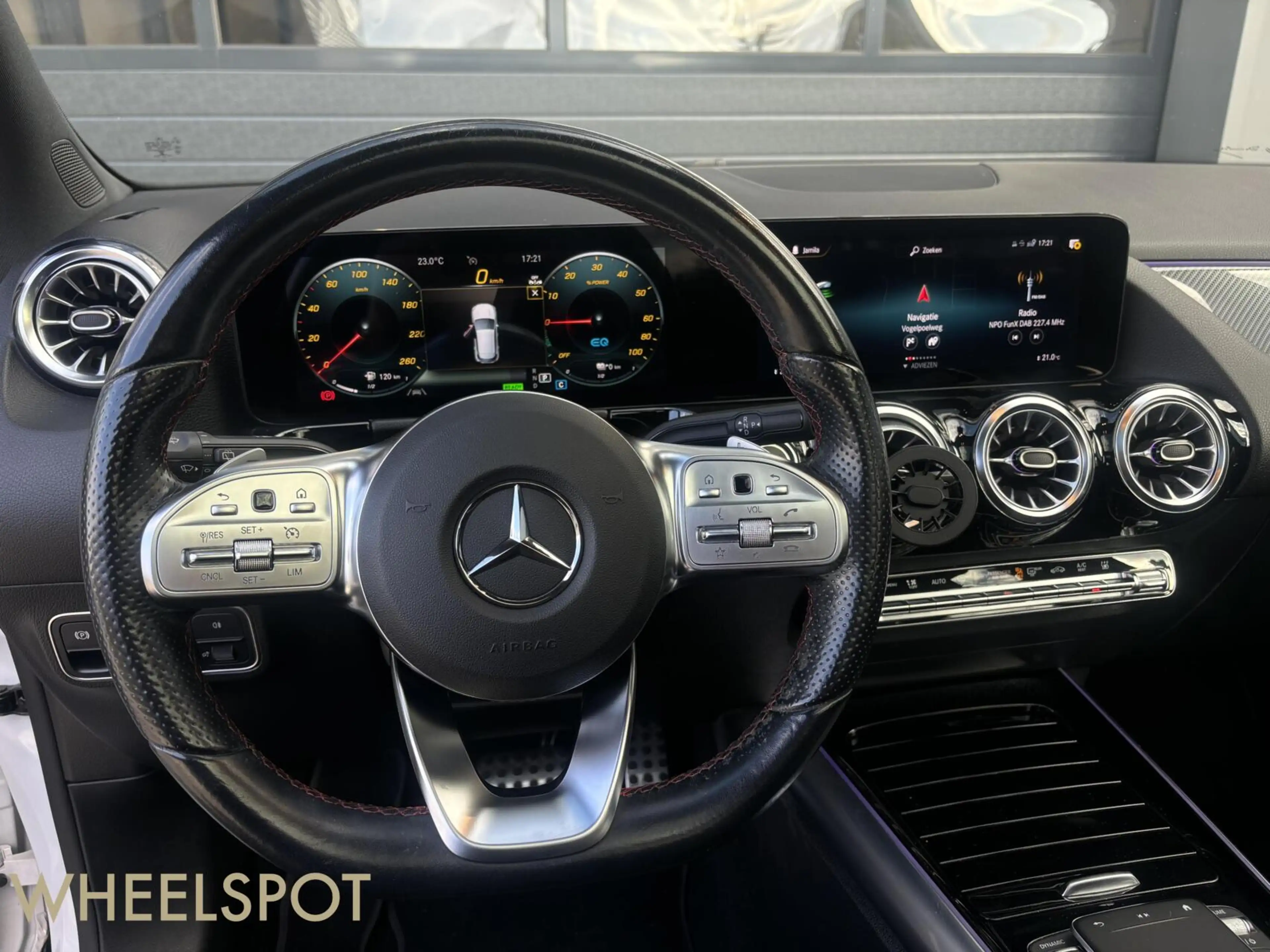 Mercedes-Benz GLA 250 e AMG Line|PANO|Sfeer|Stoelv|Carplay — photo 11
