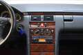 Mercedes-Benz E 200 T Elegance+Nur61.000km+Schiebedach Argent - thumbnail 19