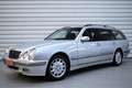 Mercedes-Benz E 200 T Elegance+Nur61.000km+Schiebedach Argent - thumbnail 3