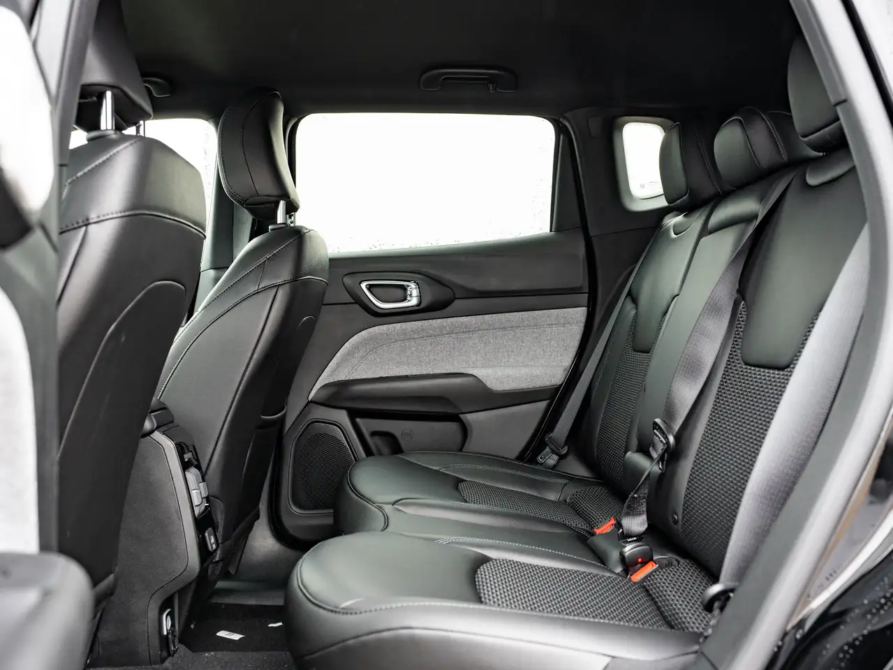 Jeep Compass снимка Jeep Compass