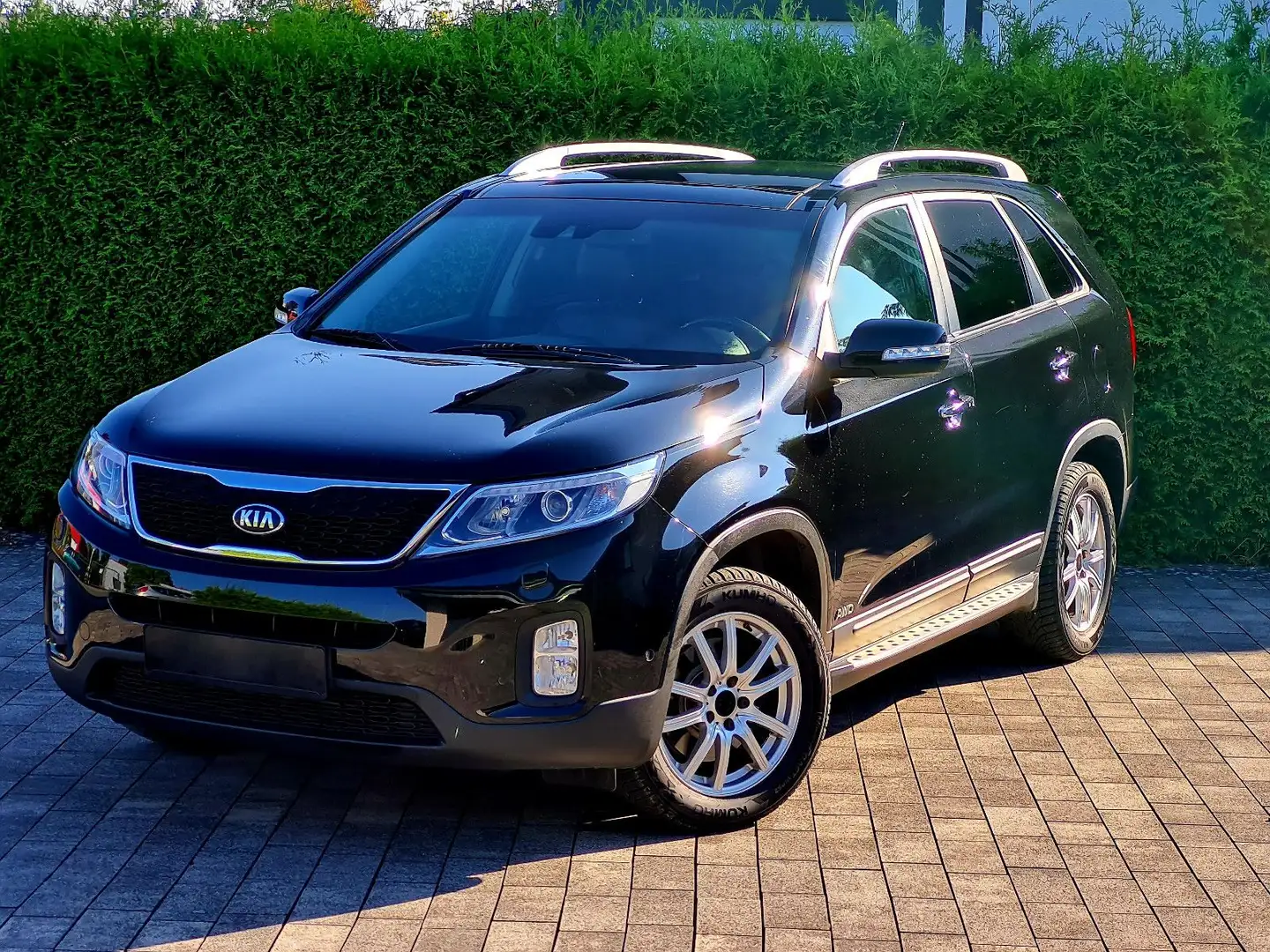 Kia Sorento Spirit 4WD Automatik | AHK | Leder Schwarz - 1