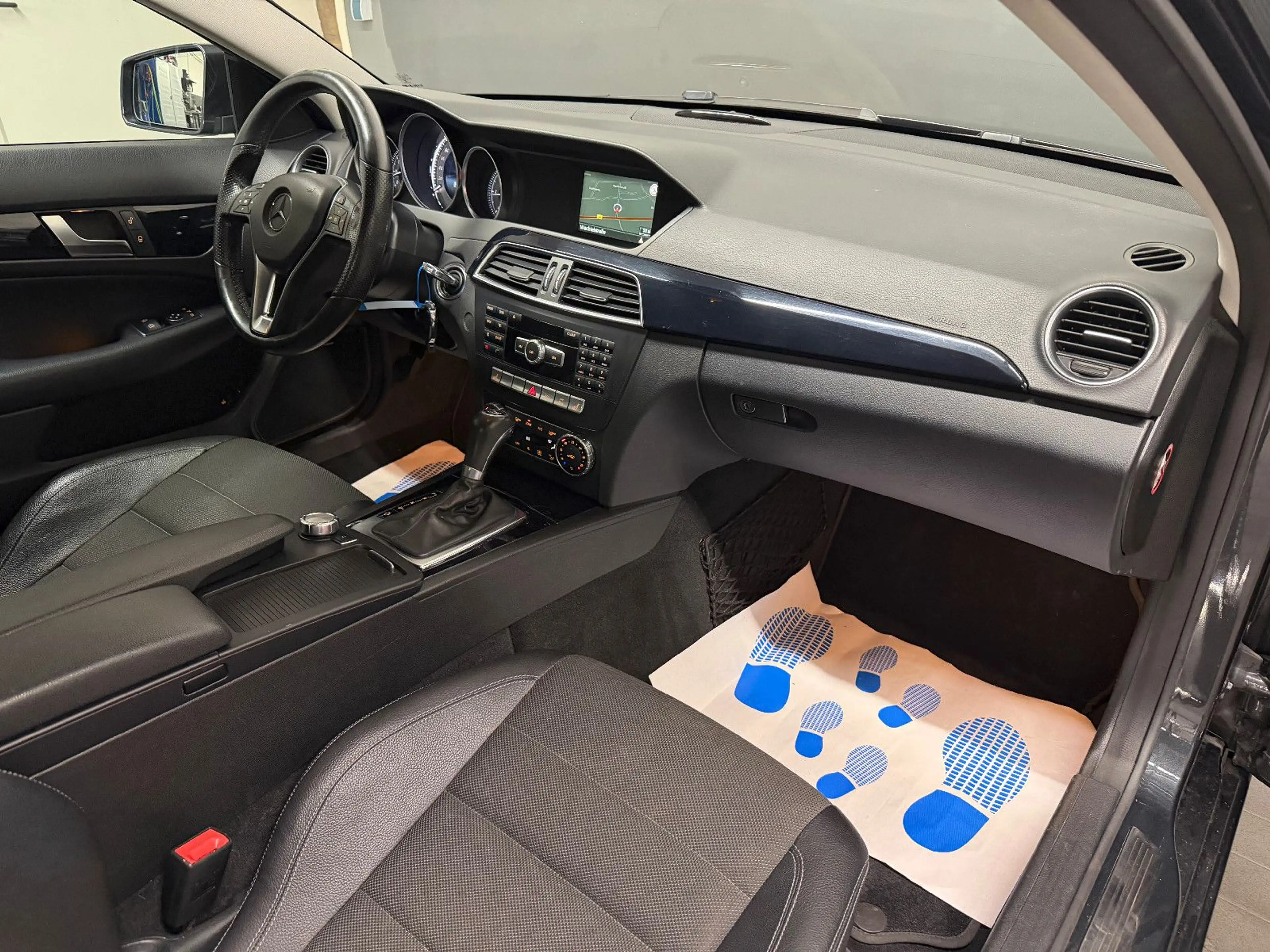 Mercedes-Benz C 220 CDI Coupe/SHZ/PDC/NAVI/T-LEDER/TEMPOMAT — photo 14